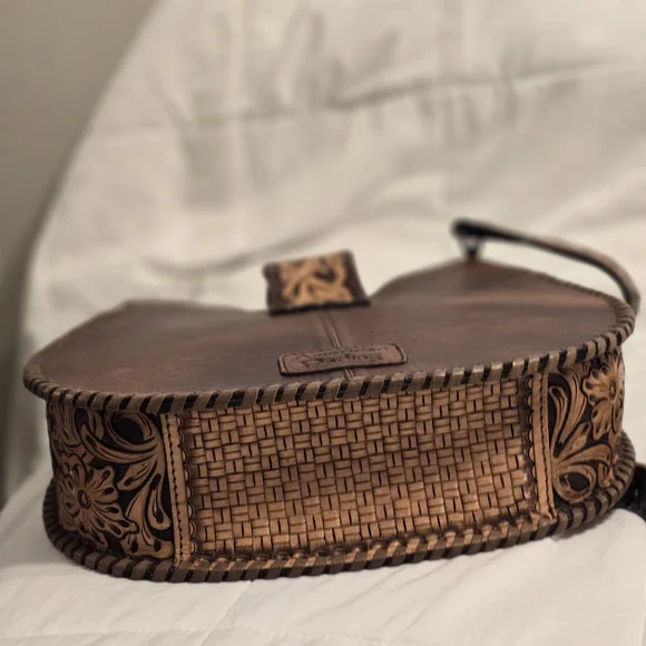 American Darling Leopard Print Hobo Bag with Brown Floral Accents - Picture 5 of 6